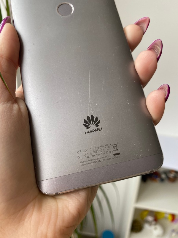 купить телефон Huawei CAN- L11