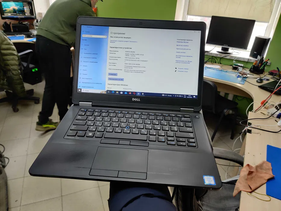 Ноутбук Dell Latitude E5470 14" \ i5-6300U \ m.2 250 GB \ Оперативна 8 гб